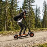 InMotion Climber elektrisk sparkesykkel - 25km/t (kan ikke brukes på offentlig vei) doble 750W motorer med en toppytelse på 1500W (INMOTION-CLIMBER-25KMH)