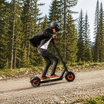 InMotion Climber elektrisk sparkesykkel - 25km/t (kan ikke brukes på offentlig vei) doble 750W motorer med en toppytelse på 1500W (INMOTION-CLIMBER-25KMH)